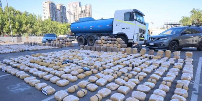 INCAUTAN EN CHILE MÁS DE 1 TONELADA Y MEDIA DE DROGA QUE SALIÓ DESDE ...